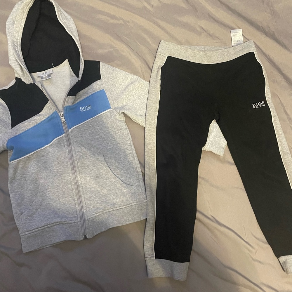 AUTHENTIC Hugo Boss sweat suit